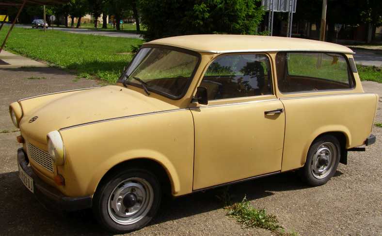 0531-04-trabant600fwd2stroke.jpg