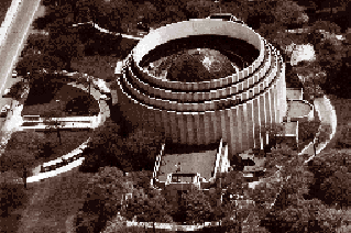 rotunda1.gif (23470 bytes)